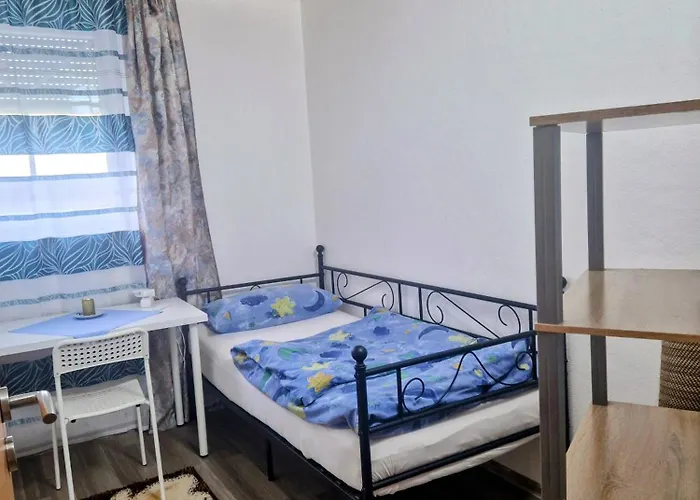 Nr1 Mir Garten Und Terrasse Appartamento *