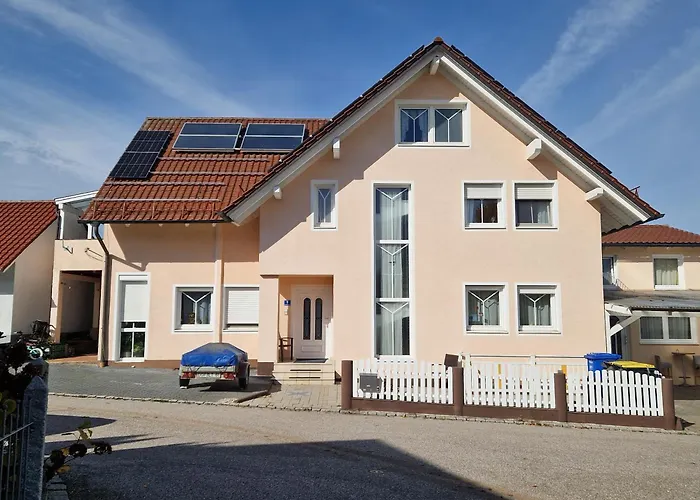 Nr1 Mir Garten Und Terrasse